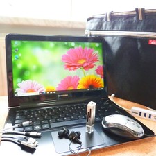 Samsung 900x 13" Elite Netbook METAL l 250GB SSD Windows 10 l 8GB RAM NOWY, używany na sprzedaż  Wysyłka do Poland