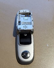 MOVIL MOTOROLA V220 TIPO CONCHA GRIS PARA PIEZAS NOT TESTED BATTERY NOT INCLUDED comprar usado  Enviando para Brazil
