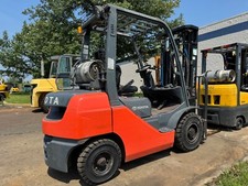 2017 toyota forklift for sale  University Park