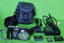Appareil photo panasonic d'occasion  Veneux-les-Sablons