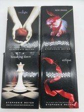 Stephenie Meyer 4 Books Newmoon, Twilight, Eclipse, Breaking Down comprar usado  Enviando para Brazil