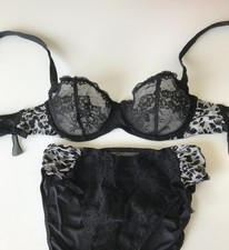 Aubade black lace d'occasion  Saintes