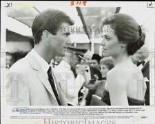 Usado, 1982 Press Photo Actors Mel Gibson & Sigourney Weaver realizam cena de filme comprar usado  Enviando para Brazil