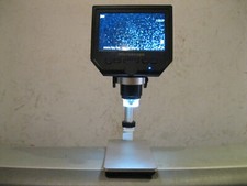 Microscopio digitale gratuita usato  Roma