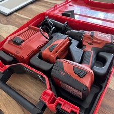 Trapano combinato hilti usato  Spedire a Italy