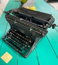 Macchina scrivere vintage usato  Spedire a Italy