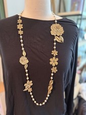 Chanel pearl art d'occasion  Expédié en Belgium