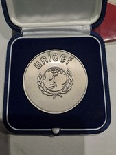 unicef usato  Venegono Superiore