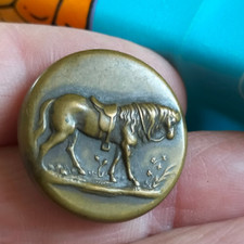 Old button. venerie d'occasion  Expédié en Belgium