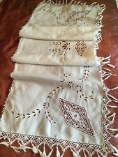 Jolie piece broderie d'occasion  France