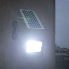 Projecteur solaire led d'occasion  Mirambeau