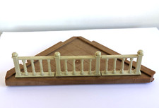 Triângulo e trilhos para varanda Sylvanian Families Beechwood Hall SPARES comprar usado  Enviando para Brazil
