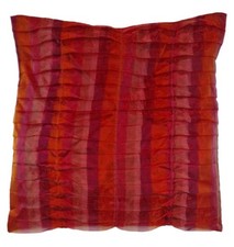 Luxury satin accent for sale Luxury satin accent for sale  ROCHDALE