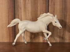 Breyer ALABASTER RUNNING STALLION #125 comprar usado Breyer ALABASTER RUNNING STALLION #125 comprar usado  Enviando para Brazil