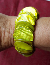Green colour statement for sale  DOWNHAM MARKET