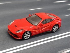 Usado, Kyosho Ferrari F12 Berlinetta 2012 carro fundido vermelho fundido completo na caixa em escala 1/64  comprar usado  Enviando para Brazil