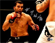 FOTO ASSINADA POR MURILO RUA 8X10 BECKETT BAIXO CERTIFICADO DE AUTENTICIDADE ORGULHO FC MMA O NINJA 2 comprar usado FOTO ASSINADA POR MURILO RUA 8X10 BECKETT BAIXO CERTIFICADO DE AUTENTICIDADE ORGULHO FC MMA O NINJA 2 comprar usado  Enviando para Brazil