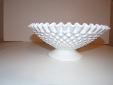 Tigela de frutas rara difícil de encontrar Fenton Hobnail vidro leitoso branco em suporte., usado comprar usado  Enviando para Brazil