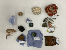 Mineral specimens lot for sale Mineral specimens lot for sale  UK