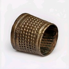 Precioso dedal bronce usato  Spedire a Italy