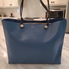 Furla eden blue d'occasion  Expédié en Belgium