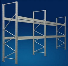 Scaffalatura industriale porta usato  Montecalvo Irpino