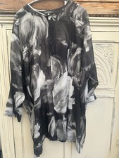 Eskandar women floral for sale  CHRISTCHURCH