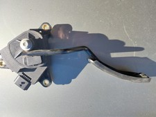 Potentiomètre renault 8200 d'occasion  Tourcoing