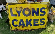 Large original lyon for sale  POOLE