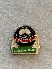 Pin sneaker balls d'occasion  Expédié en Belgium