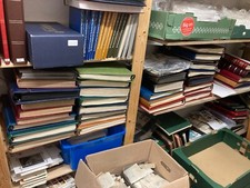 Caixa mundial de 10 KG com álbuns, livros de estoque, solta, TODOS OS TIPOS, 5 toneladas para vender comprar usado  Enviando para Brazil
