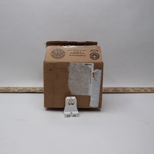 Usado, (20-Pk) Leviton Linear Fluorescent Lamp Holder Bi-Pin Medium Base White 660W comprar usado Usado, (20-Pk) Leviton Linear Fluorescent Lamp Holder Bi-Pin Medium Base White 660W comprar usado  Enviando para Brazil