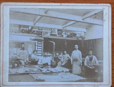 Ancienne photographie atelier. d'occasion  La Côte-Saint-André