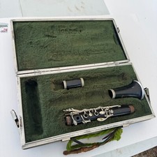 Artley 18s clarinet for sale  Adger