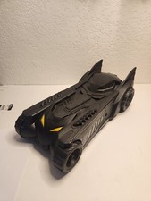 Batmóvel Spin Master 16” BATMAN (adequado para a maioria dos bonecos de 12”) DC Comics 67812 Gotham comprar usado Batmóvel Spin Master 16” BATMAN (adequado para a maioria dos bonecos de 12”) DC Comics 67812 Gotham comprar usado  Enviando para Brazil