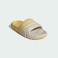 Topógrafo Adidas Adilette 22 slides alumina/aveia/off white JH7795 JH7795 Yeezy, usado comprar usado  Enviando para Brazil