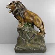 Używany, Figurka dekoracyjna "Lew na skałach" 41 cm, formowana z gipsu ręcznie malowana, statuetka na sprzedaż  Wysyłka do Poland
