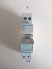 Disjoncteur c10 hager d'occasion  Maure-de-Bretagne