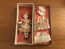 Petite poupée mignonnette d'occasion Petite poupée mignonnette d'occasion  Mont-de-Marsan