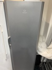 Indesit freezer good for sale  CHERTSEY