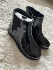 Girls patent boots for sale  BRENTWOOD
