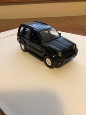 Jeep Liberty 2002-2007 3.7L colecionável escala 1/39 Maisto fundido, usado comprar usado  Enviando para Brazil