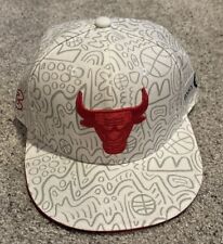 NOWOŚĆ - Chicago Bulls 2021/22 Kapelusz artystyczny Seria Kelly Knaga Melonwear Snapback na sprzedaż  Wysyłka do Poland