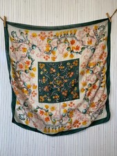 Grand foulard carré d'occasion  Le Péage-de-Roussillon