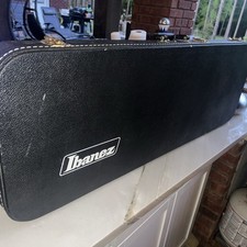Estojo rígido para guitarra elétrica Ibanez Series. Apenas comprar usado  Enviando para Brazil