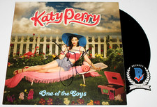 CANTOR KATY PERRY ASSINADO 'ONE OF THE BOYS' ÁLBUM DE VINIL DISCO LP BECKETT BAS CERTIFICADO DE AUTENTICIDADE comprar usado  Enviando para Brazil