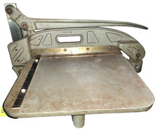 Cortador de guilhotina industrial de metal e plástico Hermes, troféu/prêmios/gravura comprar usado  Enviando para Brazil