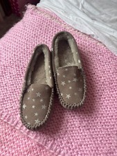 sheepskin slippers 6 for sale sheepskin slippers 6 for sale ATHERSTONE