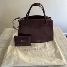 Coccinelle plum leather d'occasion  Expédié en Belgium