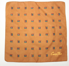 Caractere fazzoletto taschino usato Caractere fazzoletto taschino usato  Massa di Somma